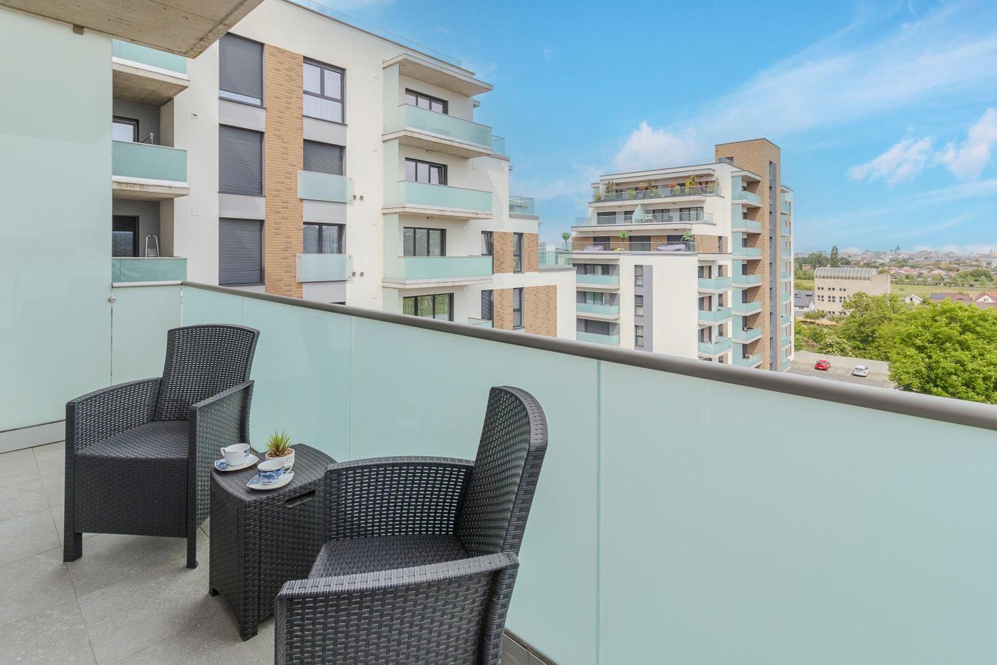 Ferienwohnung Rosewood Gold Oradea Exterior foto