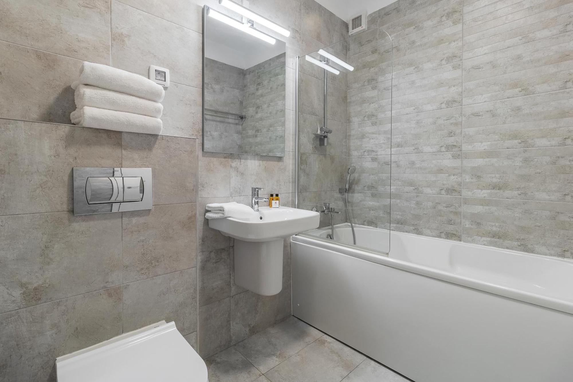 Ferienwohnung Rosewood Gold Oradea Exterior foto